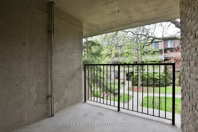 Additional property image - 1250 Mississauga Valley Blvd Unit 4
