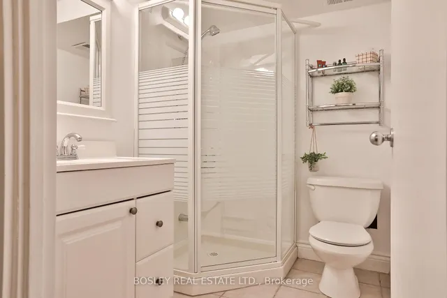 Additional property image - 1250 Mississauga Valley Blvd Unit 4