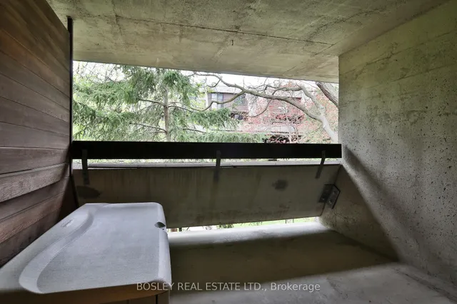 Additional property image - 1250 Mississauga Valley Blvd Unit 4