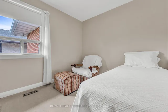 Additional property image - 16 Rowse Cres
