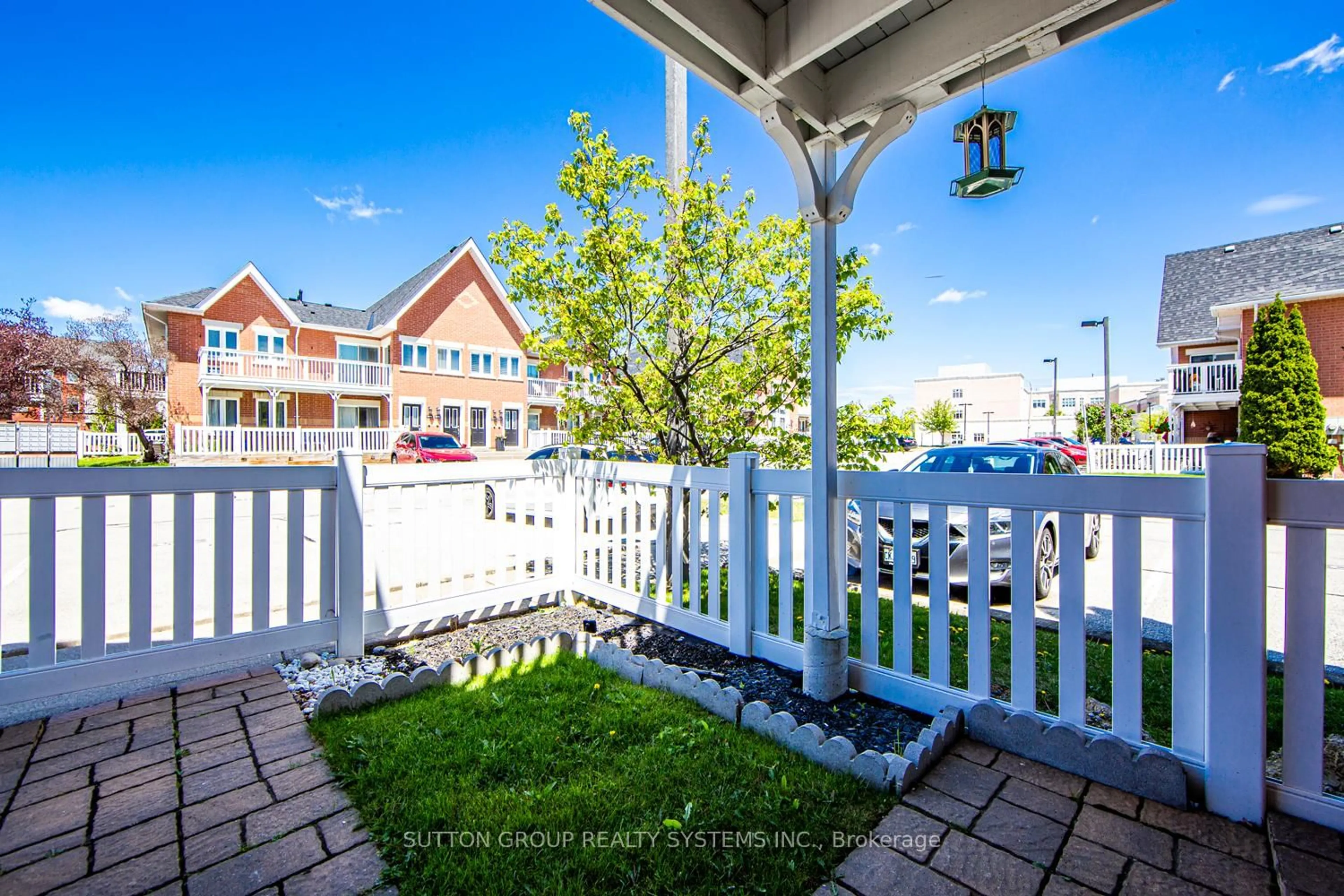 Patio, water/lake/river/ocean view for 1701 Lampman Ave #406, Burlington Ontario L7L 6R9