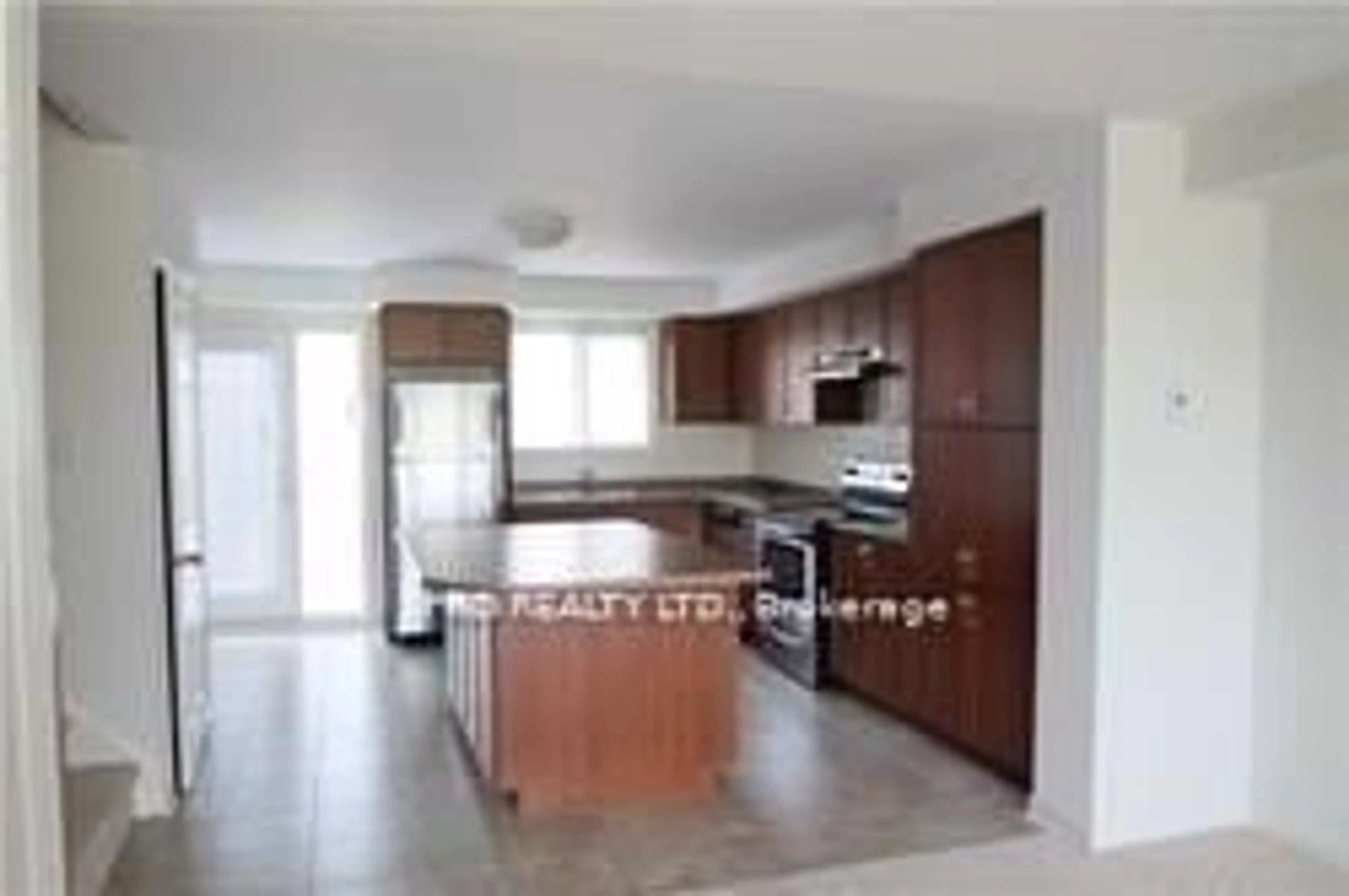 Open concept kitchen, unknown for 5100 Plantation Pl #7, Mississauga Ontario L5M 0S4