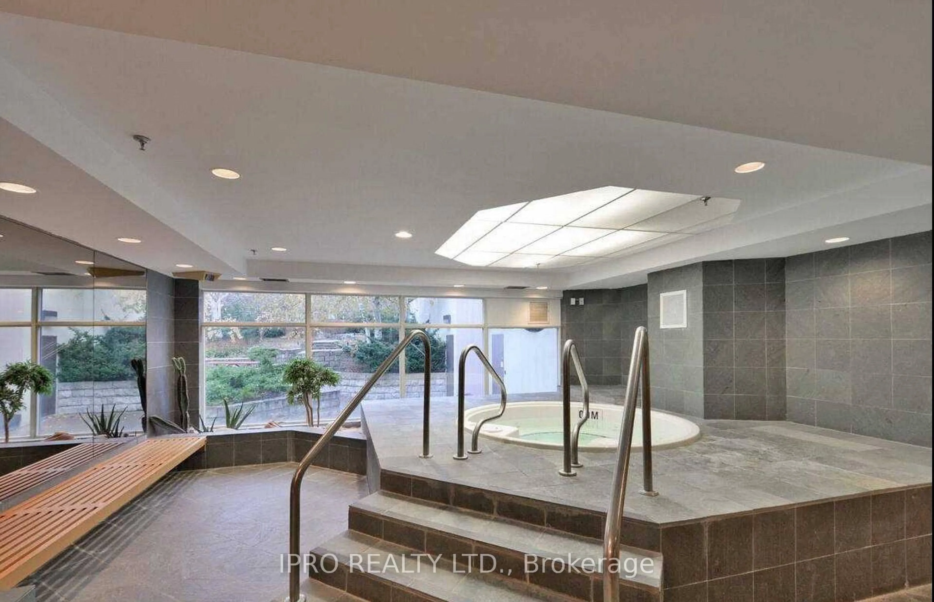 Indoor foyer for 20 Cherrytree Dr #203, Brampton Ontario L6Y 3V1