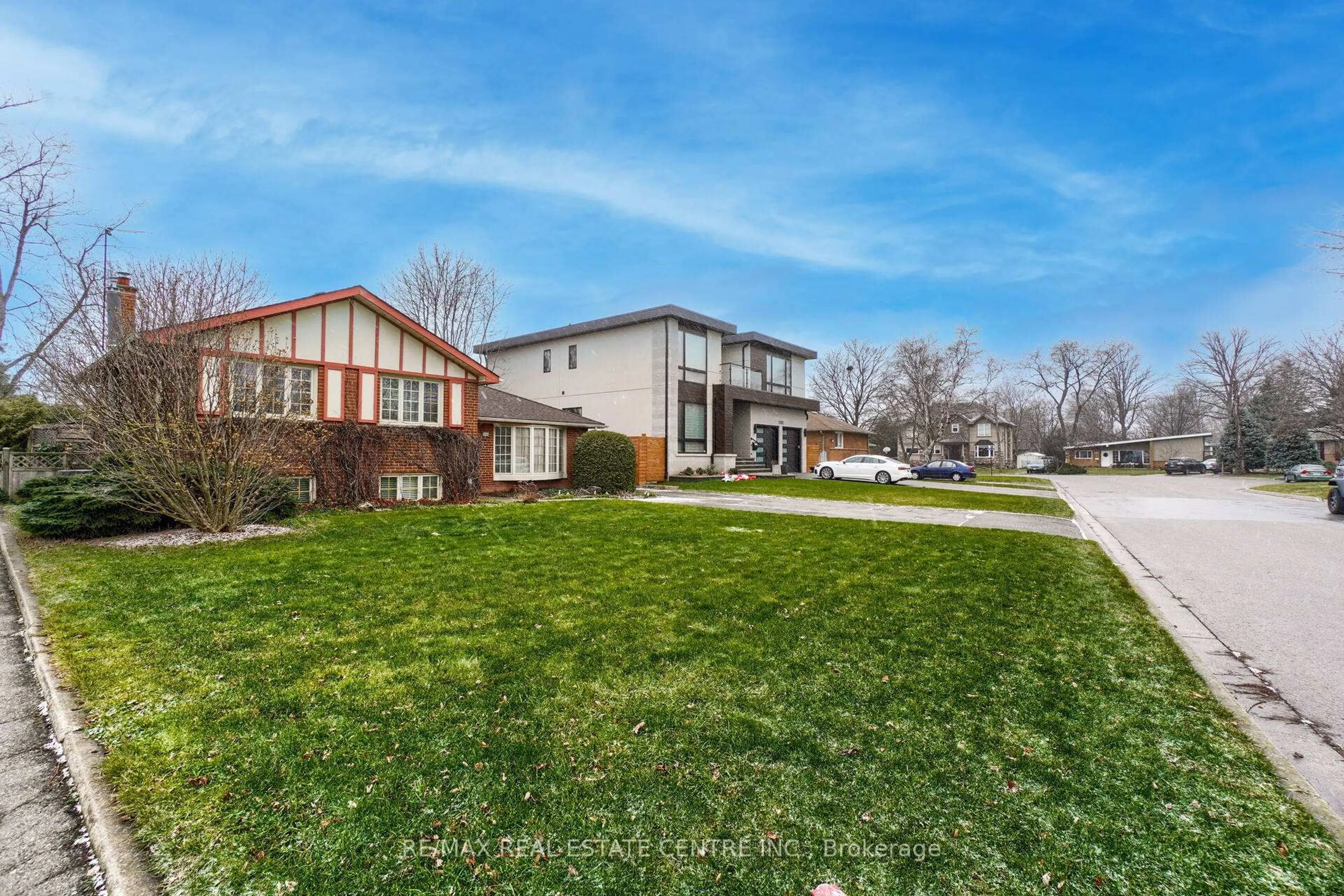 Unknown for 5288 Mericourt Rd, Burlington Ontario L7L 3R3