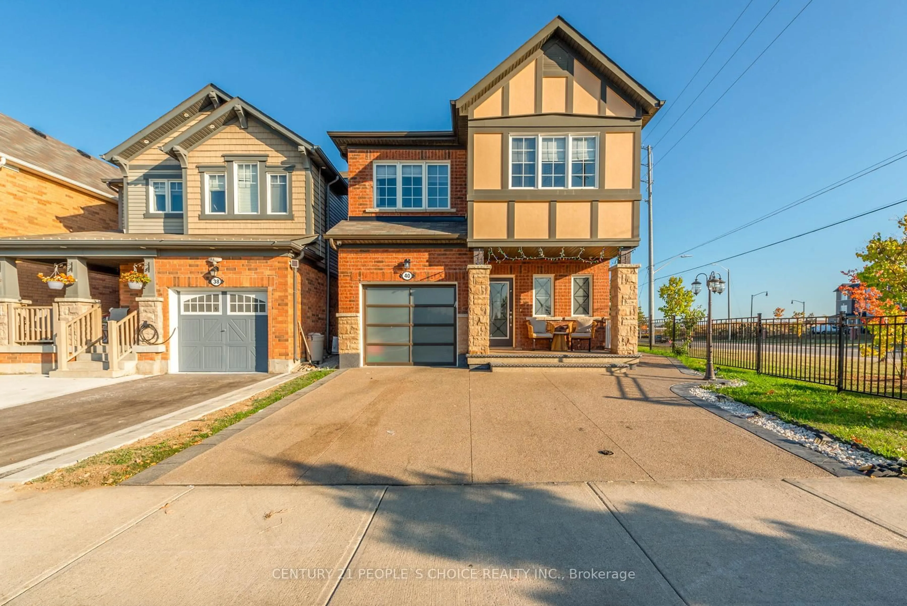 Home with brick exterior material, street for 40 Stedford Cres, Brampton Ontario L7A 0G4