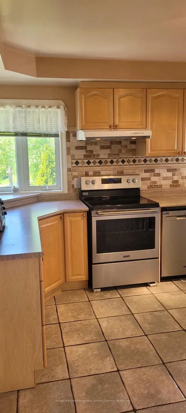 Additional property image - 87 Flamborough Dr