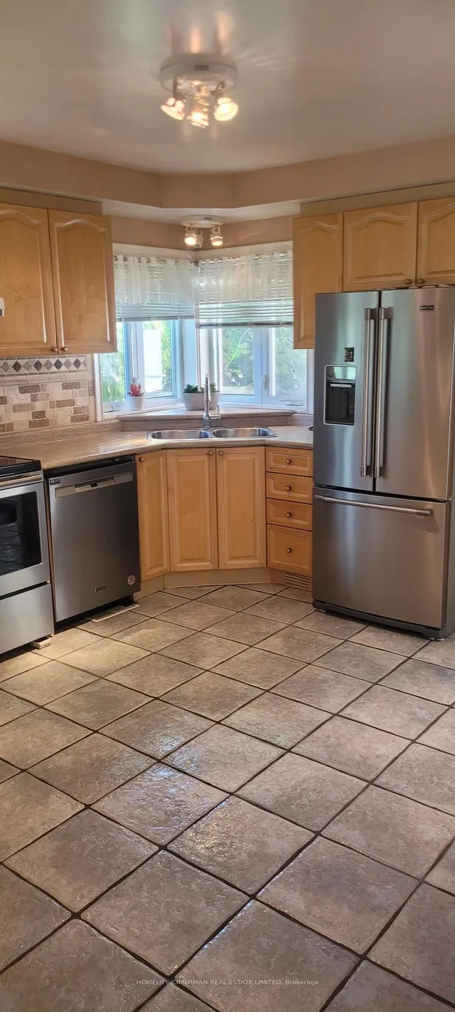 Additional property image - 87 Flamborough Dr