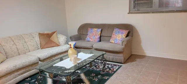 Additional property image - 87 Flamborough Dr