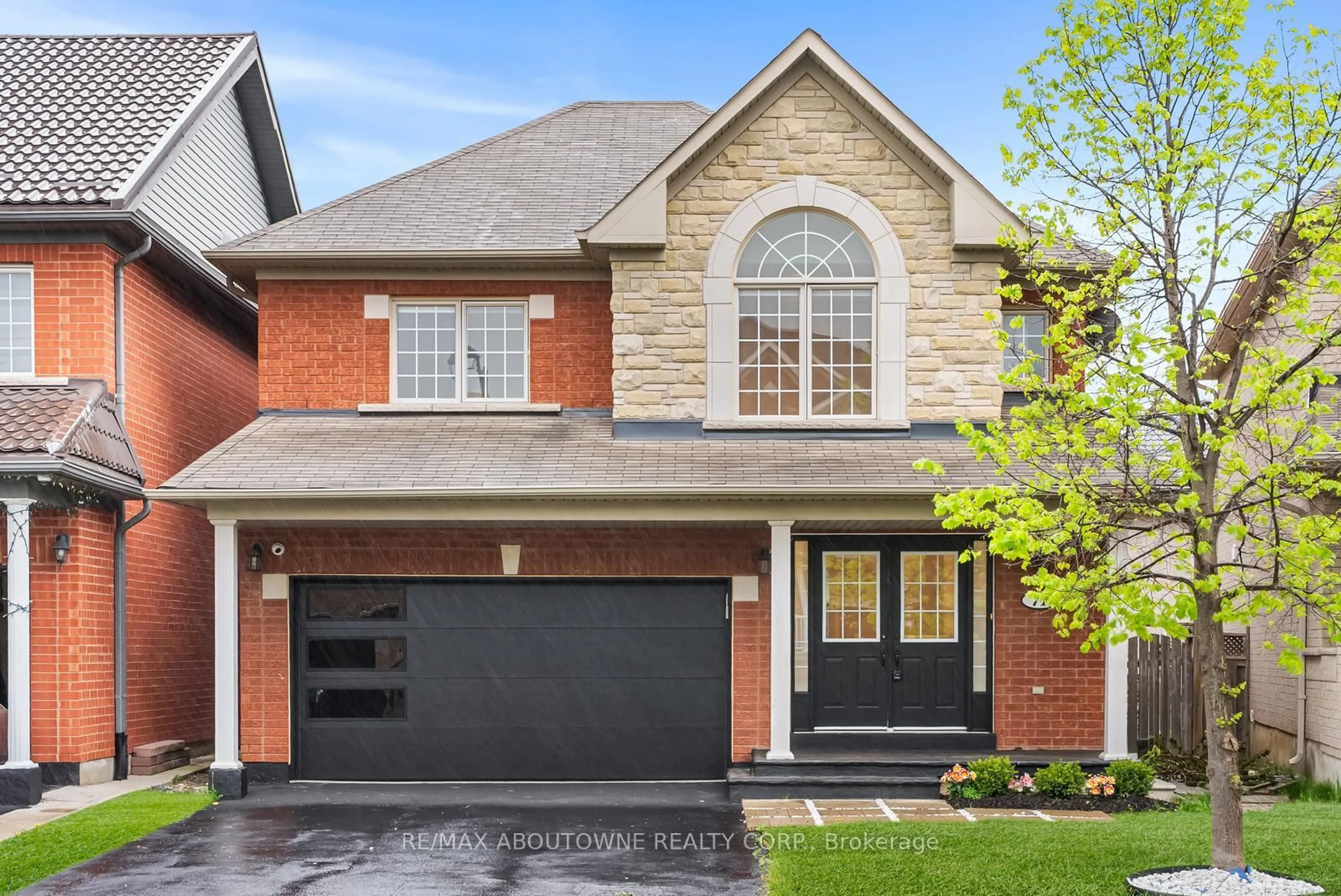 Home with brick exterior material, street for 71 Cobblehill Cres, Brampton Ontario L6P 2M3