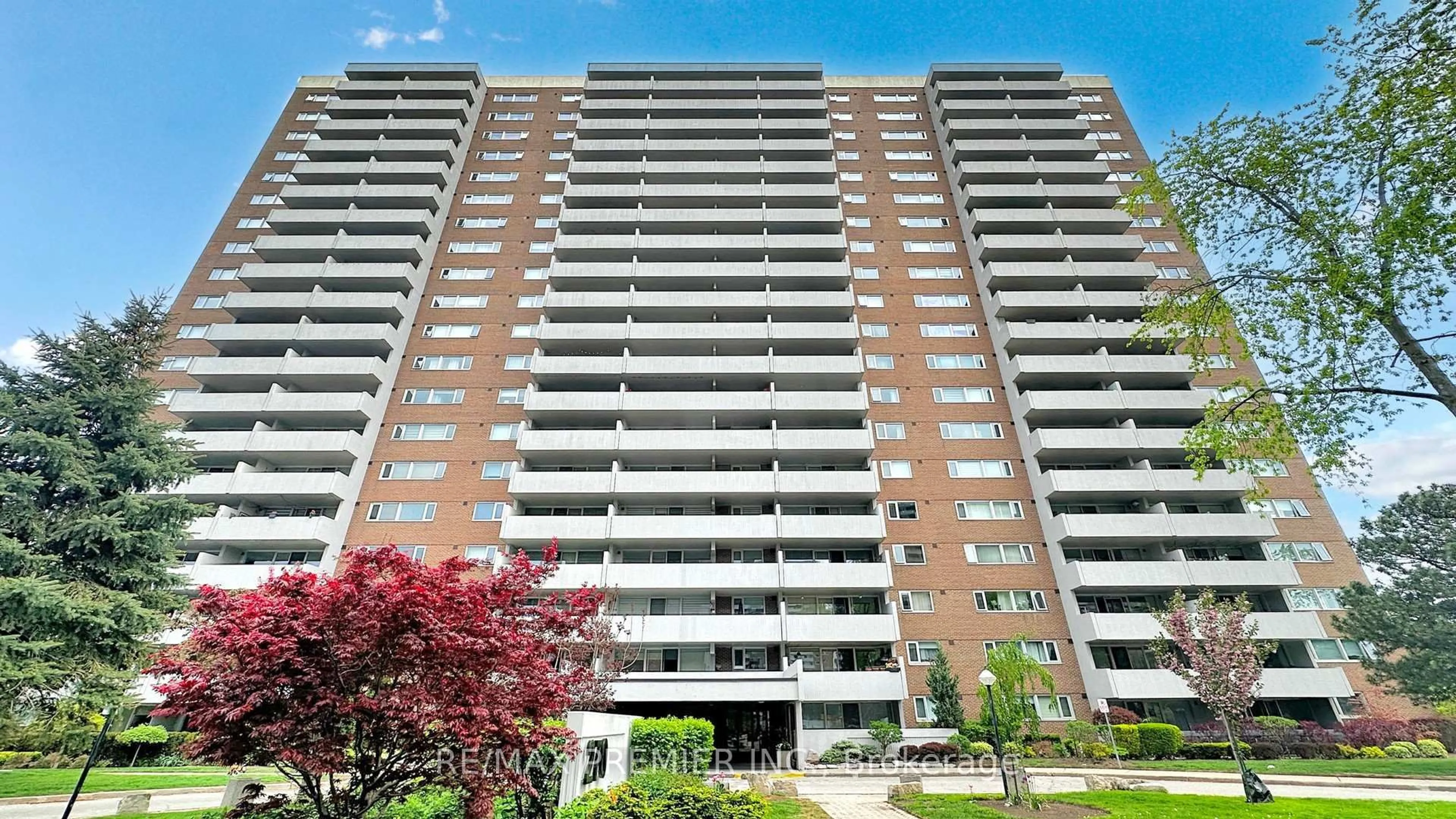 Unknown for 270 Scarlett Rd #710, Toronto Ontario M6N 4X7