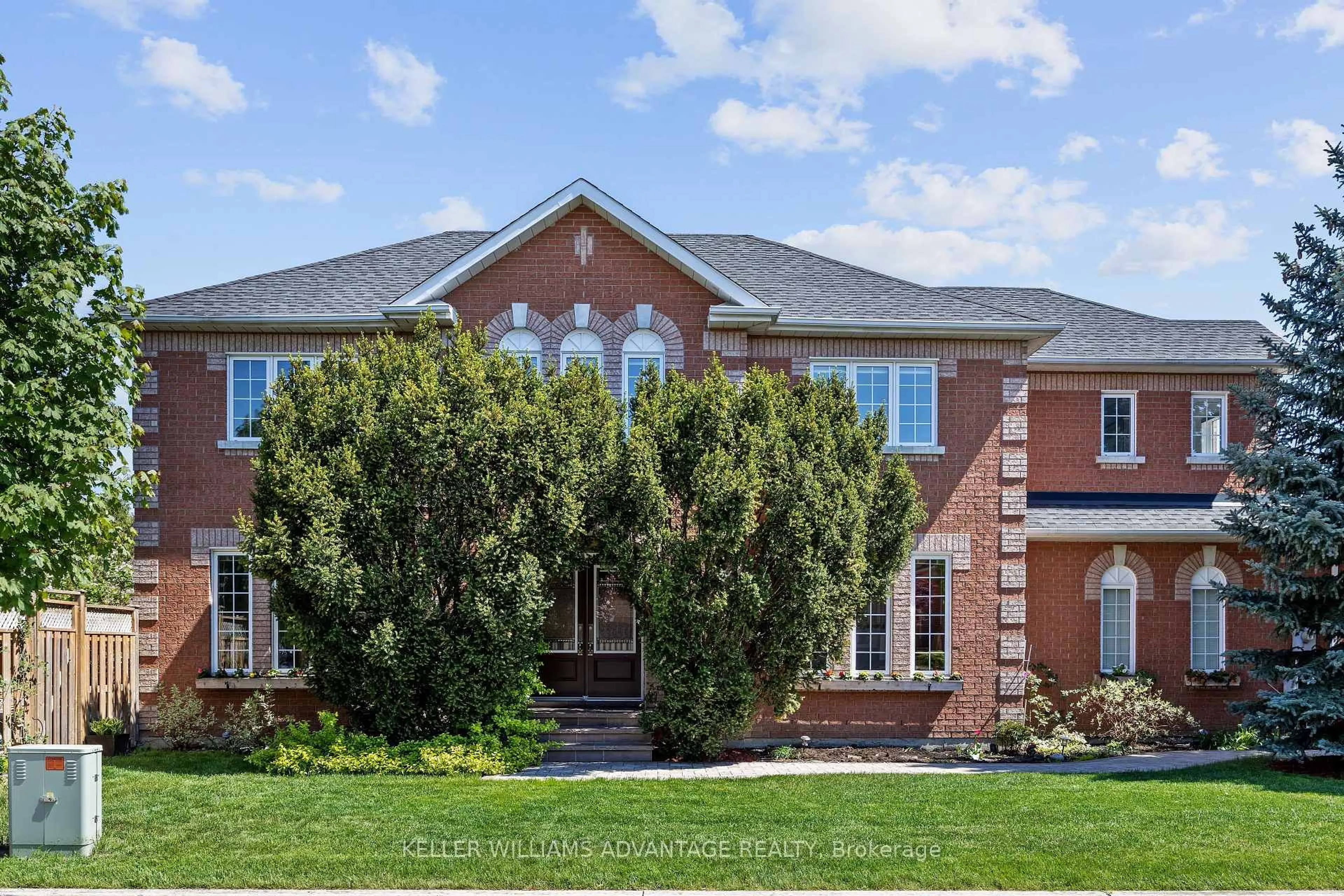 Home with brick exterior material, street for 224 Cossack Crt, Mississauga Ontario L5B 4C2
