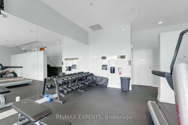 Additional property image - 1050 The Queensway N/A Unit 516