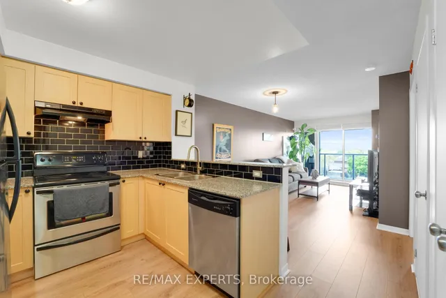Additional property image - 1050 The Queensway N/A Unit 516