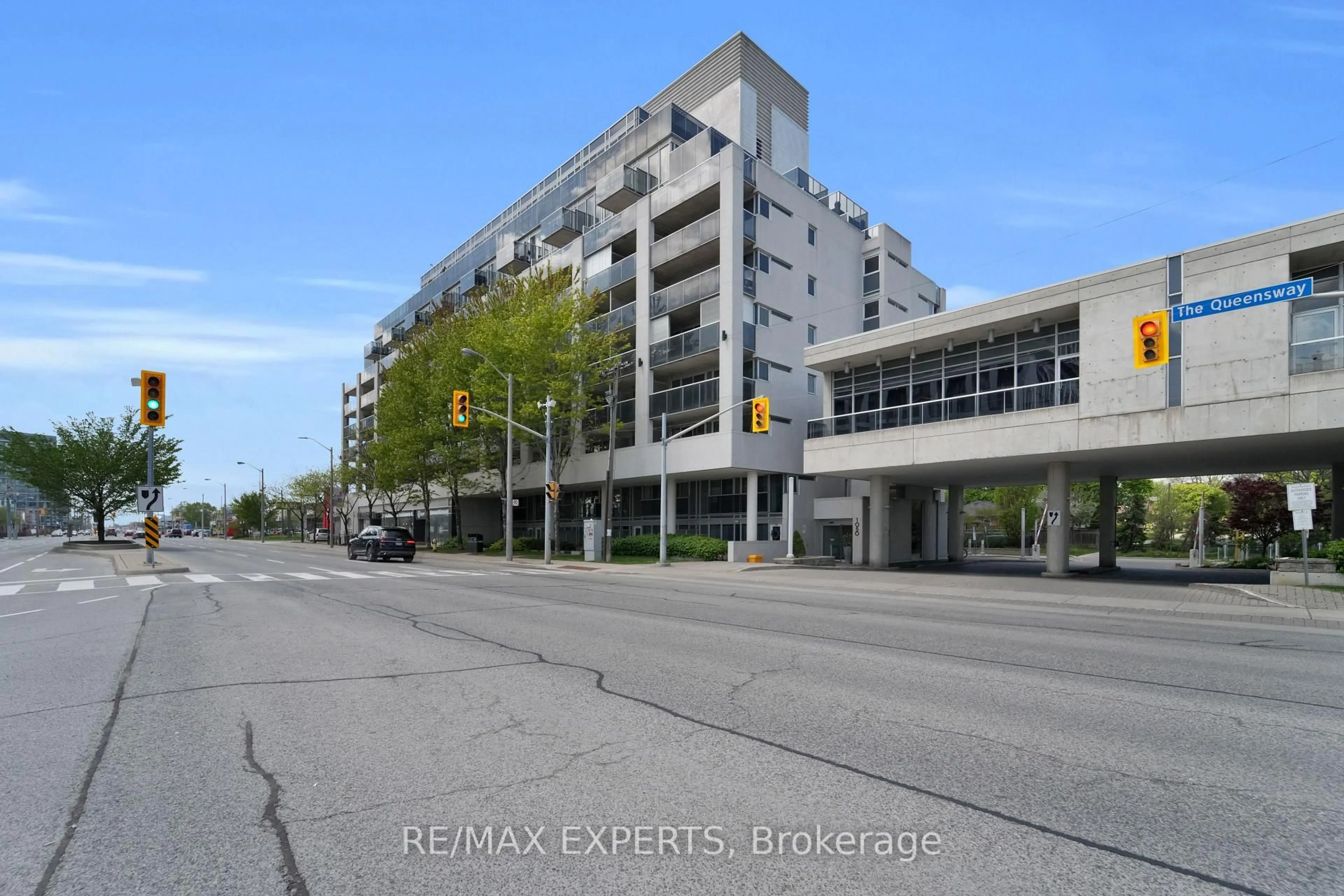 Unknown for 1050 The Queensway N/A #516, Toronto Ontario M8Z 0A8
