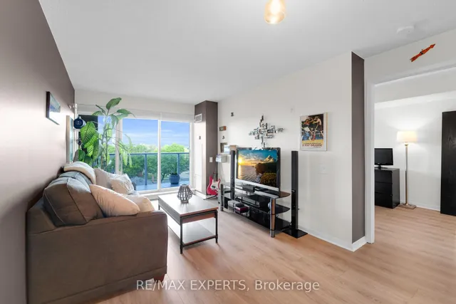 Additional property image - 1050 The Queensway N/A Unit 516