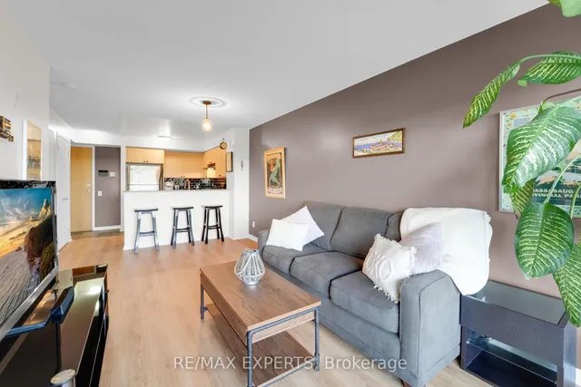 Additional property image - 1050 The Queensway N/A Unit 516