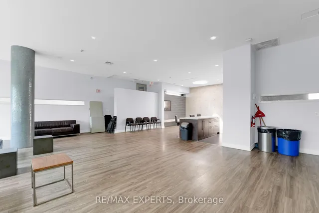 Additional property image - 1050 The Queensway N/A Unit 516