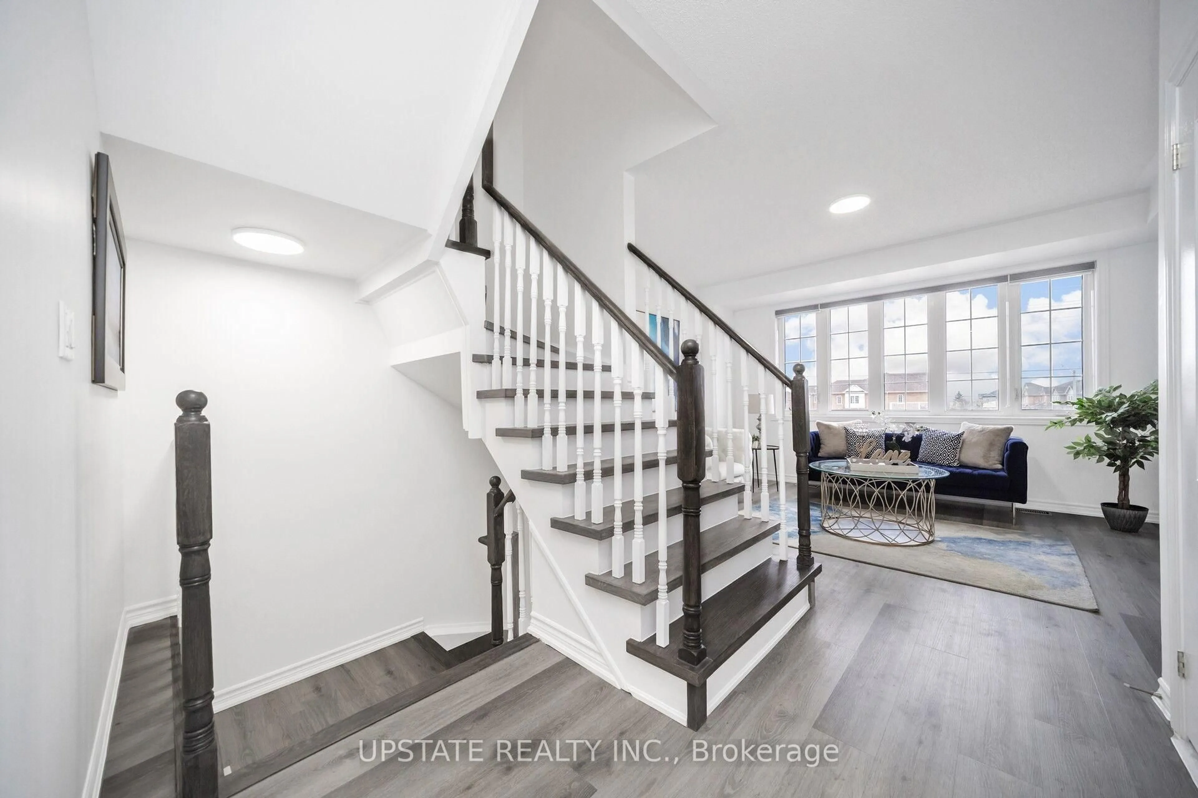 Stairs for 5 Telegraph St, Brampton Ontario L6Z 0J2