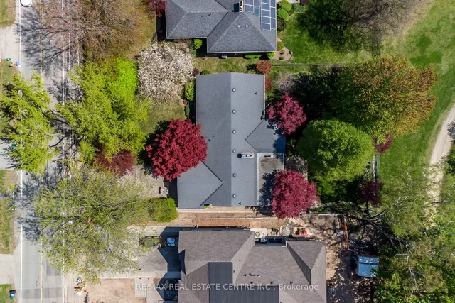 Additional image 5 of 450 Townsend Ave