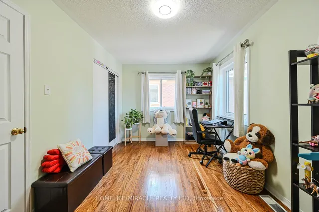 Additional property image - 5255 Guildwood Way Unit #30