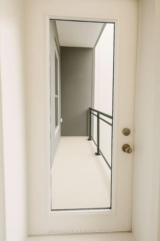Additional property image - 95 Dundas St Unit 314