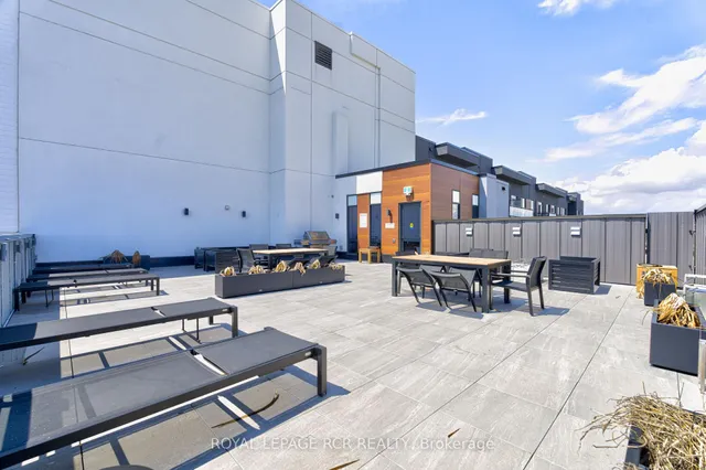 Additional property image - 95 Dundas St Unit 314