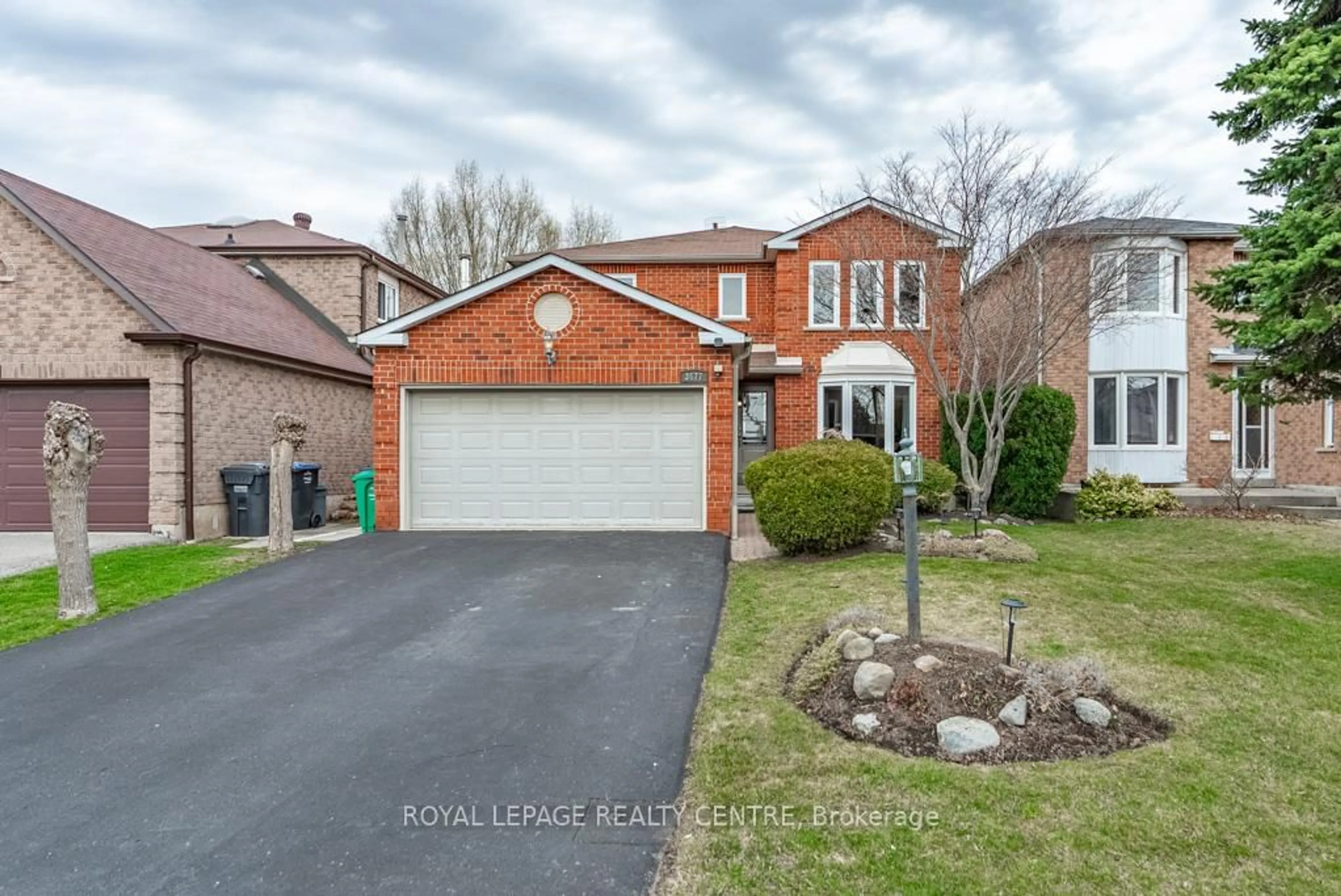 Home with brick exterior material, street for 3677 Colonial Dr, Mississauga Ontario L5L 4P2