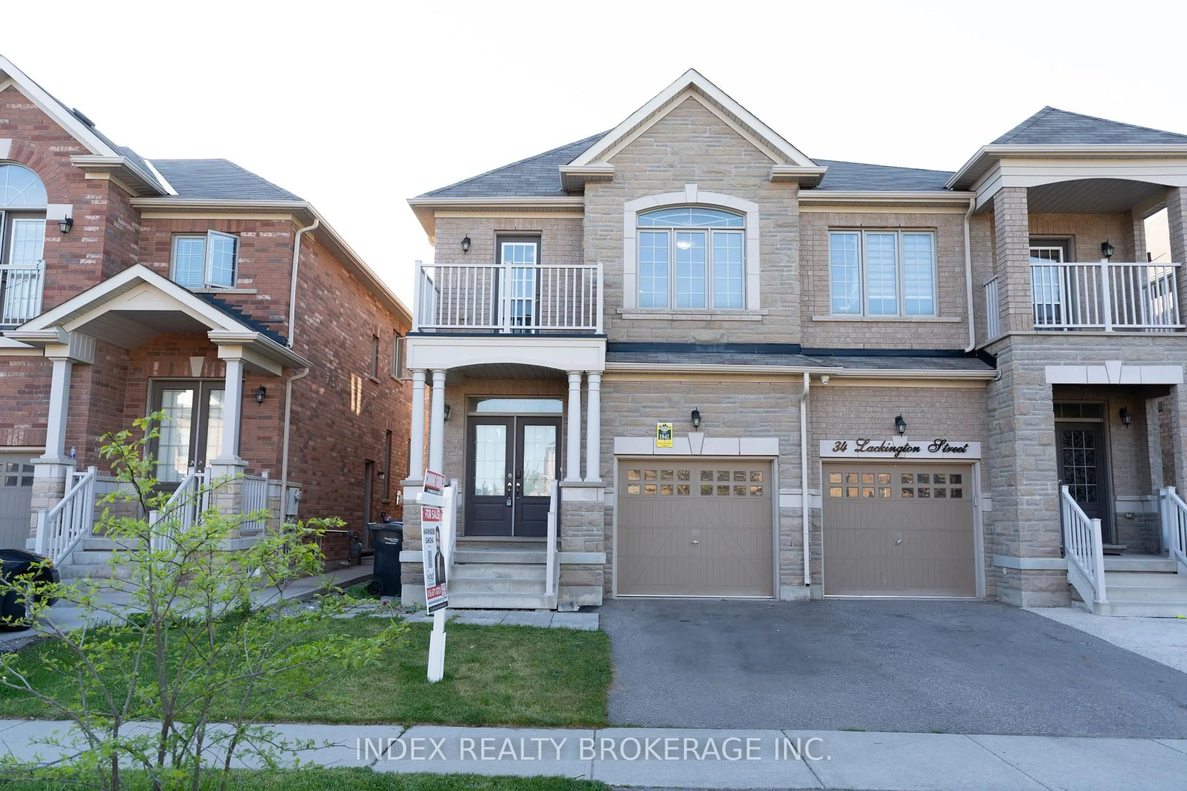 Home with brick exterior material, street for 32 Lackington St, Brampton Ontario L6X 5P1
