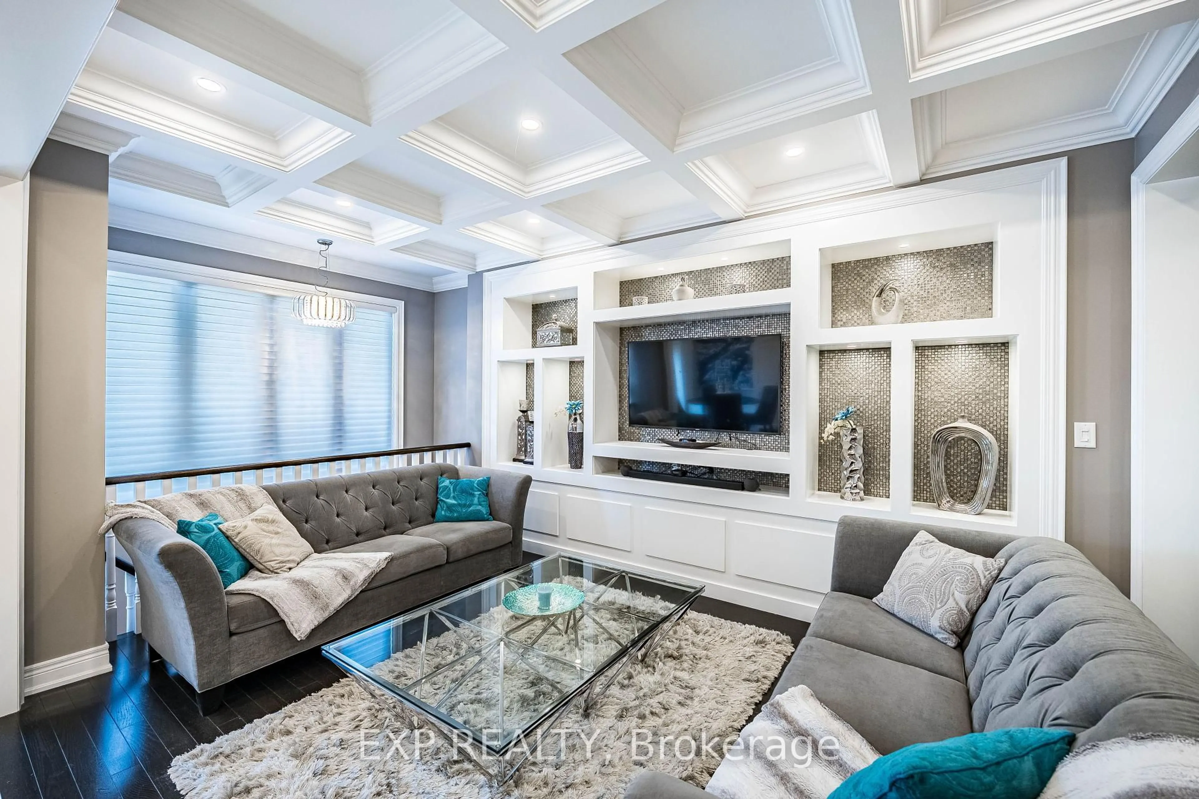 Living room with furniture, unknown for 2465 Village Common St, Oakville Ontario L6M 0S2