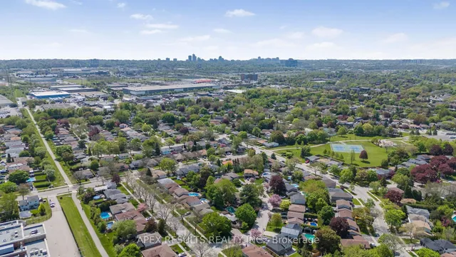 Additional property image - 3169 HEATHFIELD St
