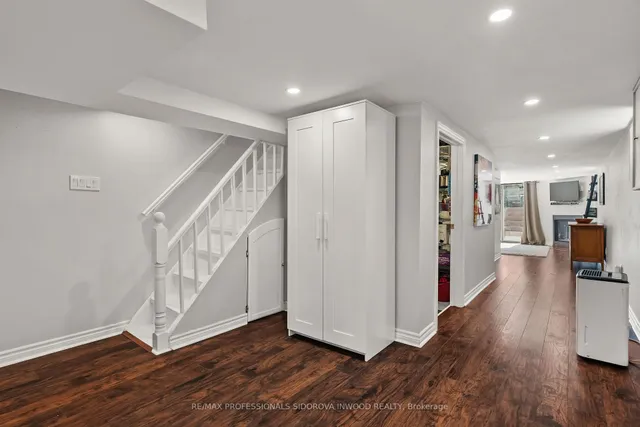 Additional property image - 242 Harvie Ave