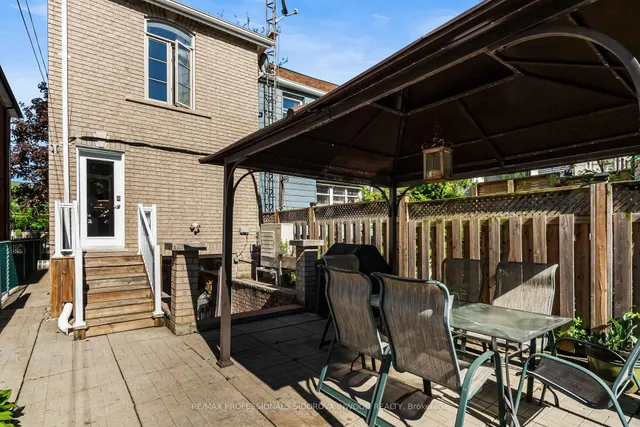 Additional property image - 242 Harvie Ave