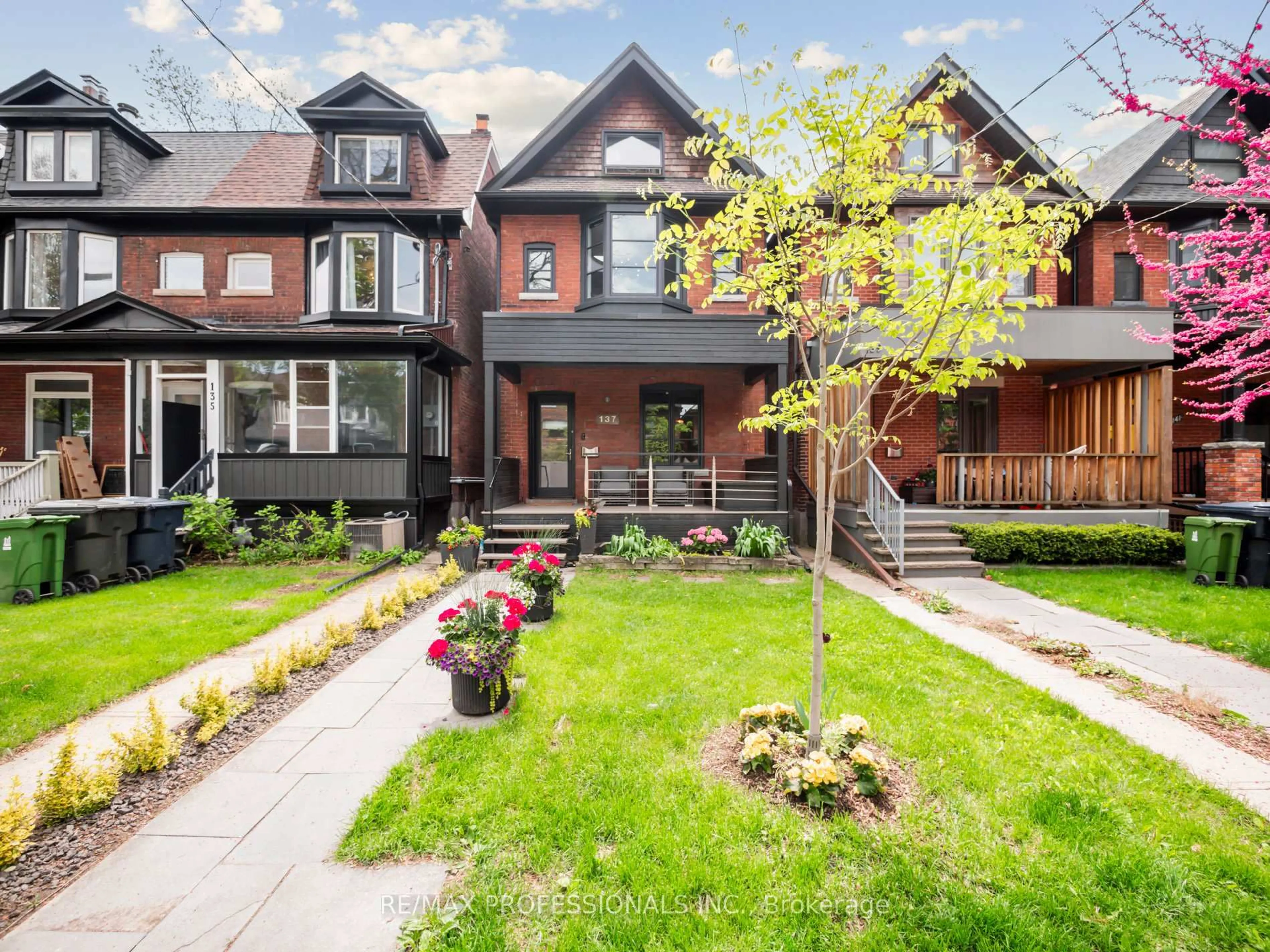 Home with brick exterior material, street for 137 Galley Ave, Toronto Ontario M6R 1H2