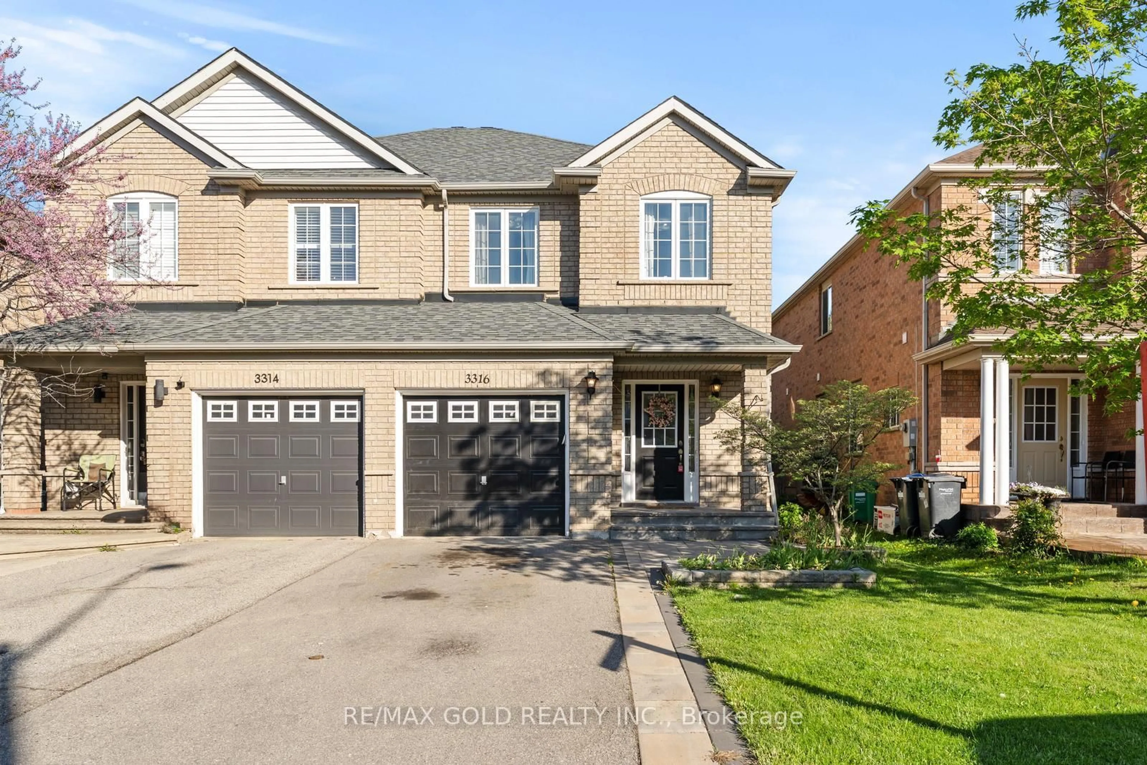 Home with brick exterior material, street for 3316 Southwick St, Mississauga Ontario L5M 7K9