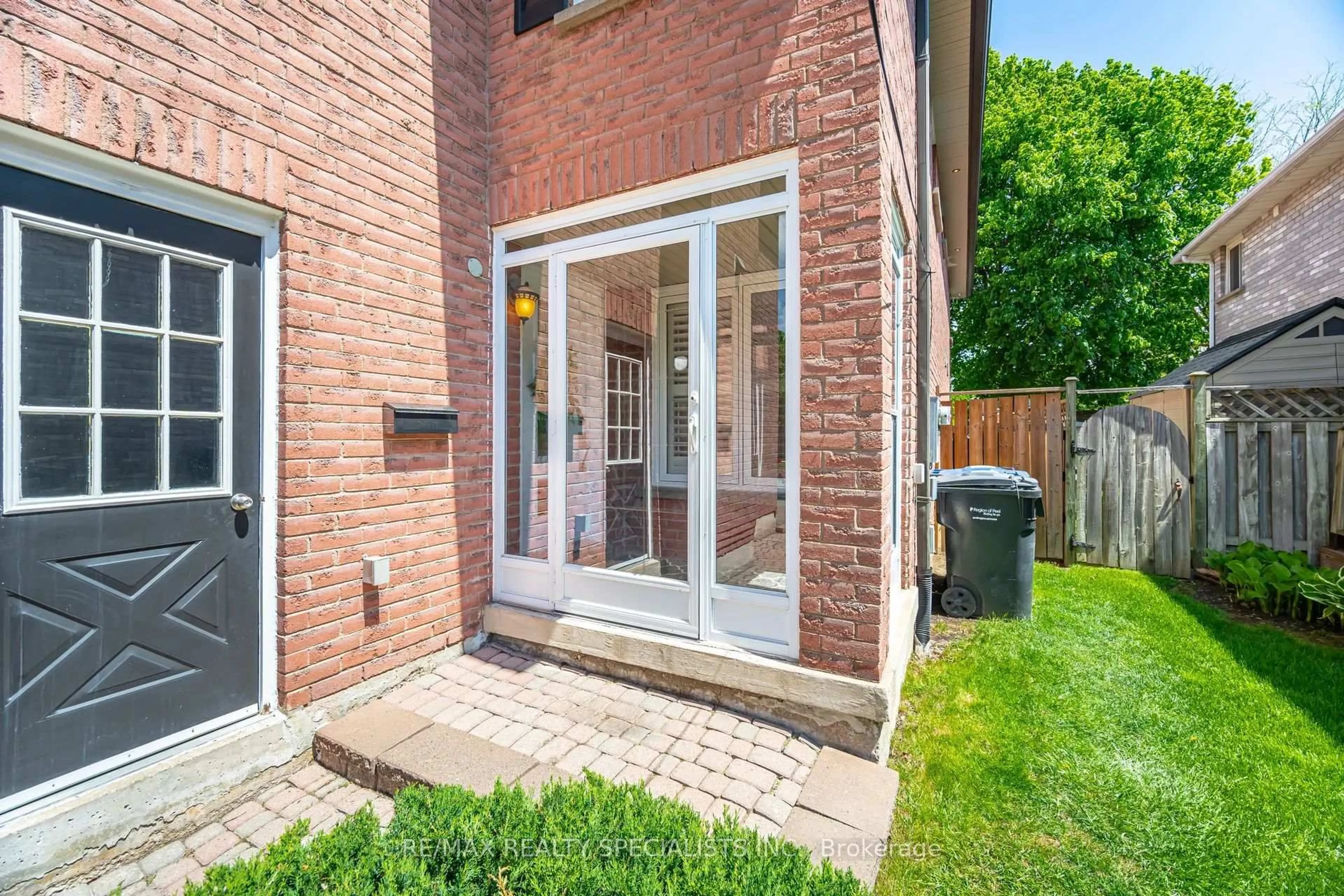 Home with brick exterior material, street for 131 Richvale Dr, Brampton Ontario L6Z 4P6