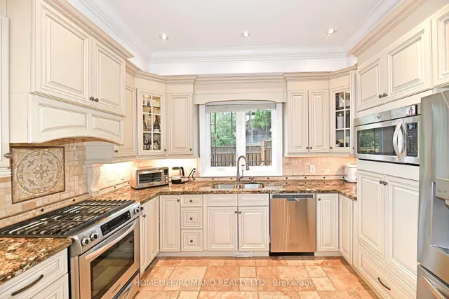Additional property image - 566 Mcroberts Ave