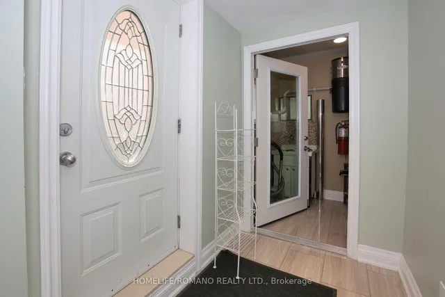Additional property image - 566 Mcroberts Ave