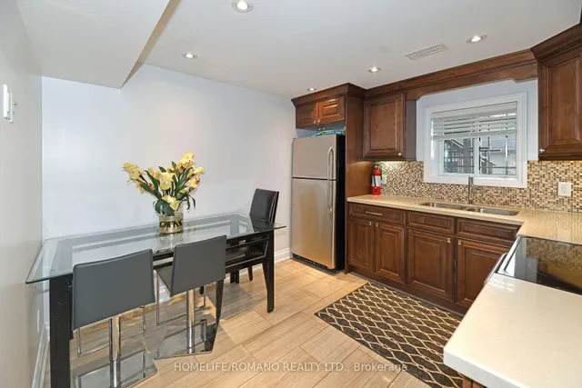 Additional property image - 566 Mcroberts Ave