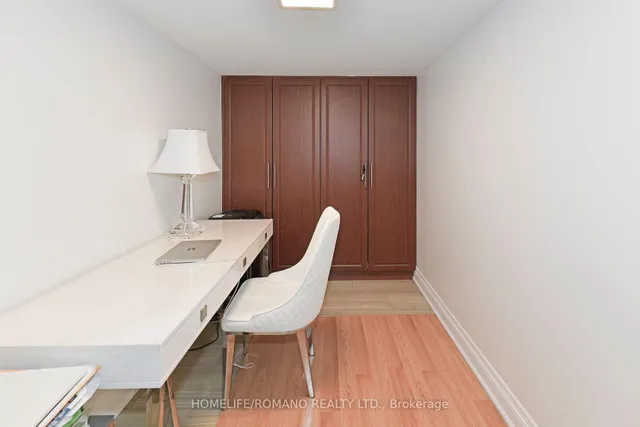 Additional property image - 566 Mcroberts Ave
