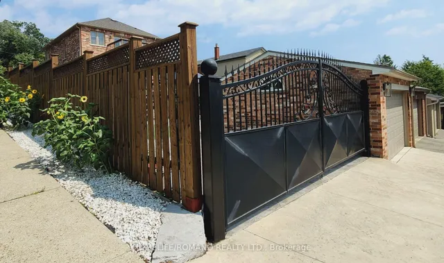Additional property image - 566 Mcroberts Ave