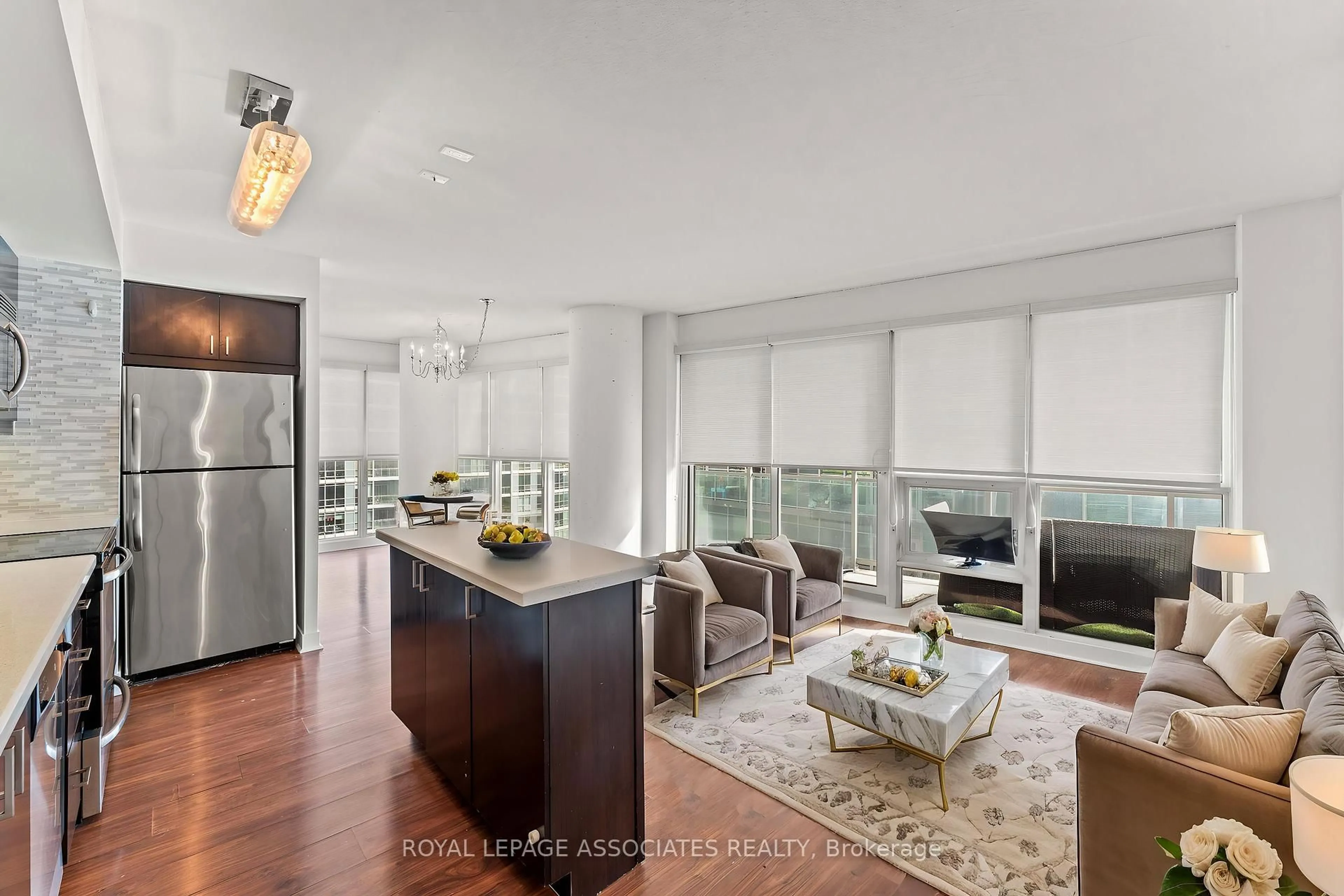 Open concept kitchen, unknown for 155 Legion Rd #1313, Toronto Ontario M8Y 0A7