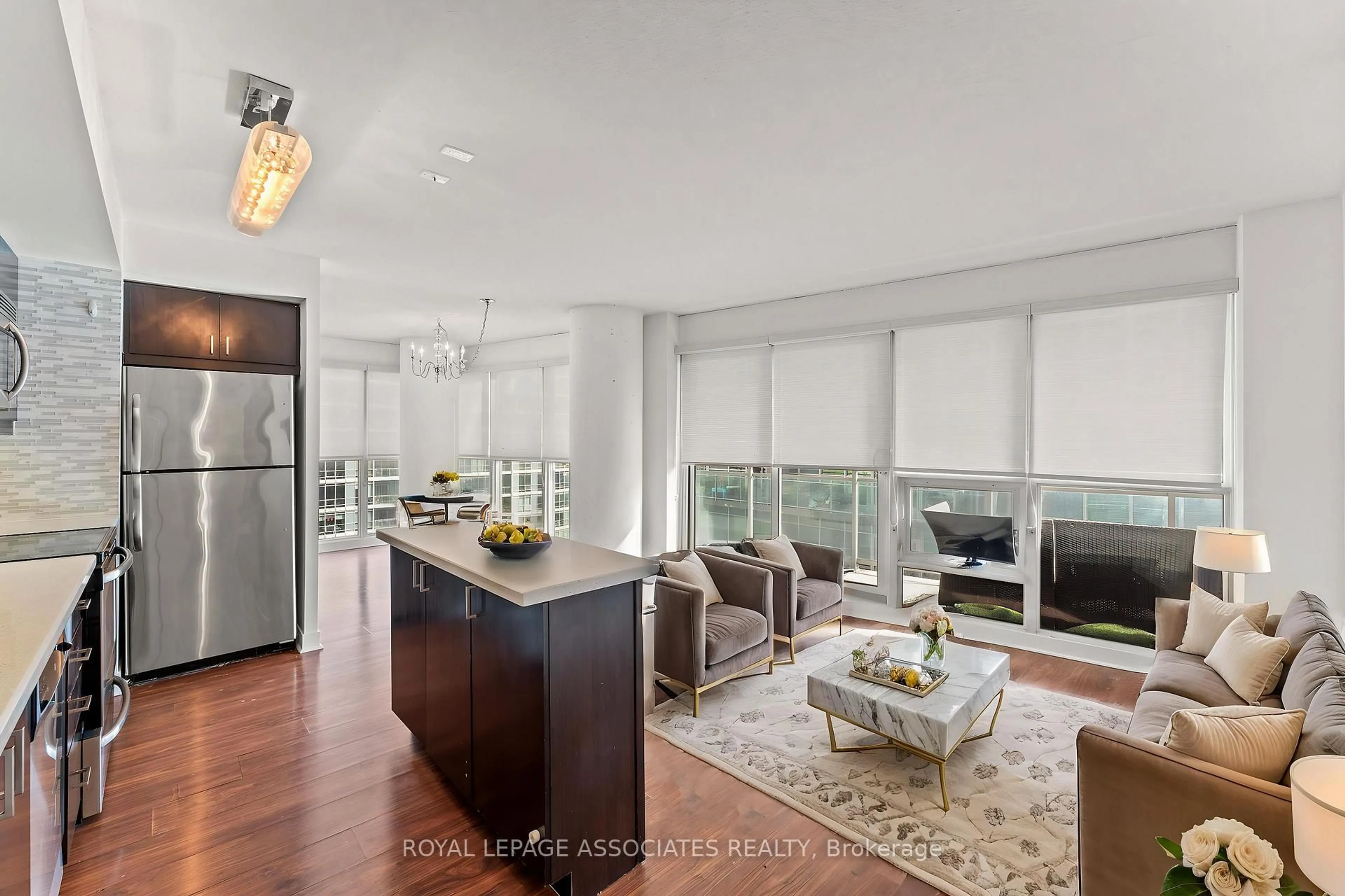 Open concept kitchen, unknown for 155 Legion Rd #1313, Toronto Ontario M8Y 0A7