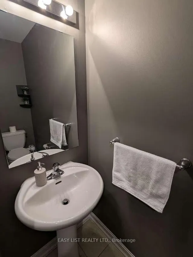 Additional image 8 of 165 Hampshire Way Unit 131