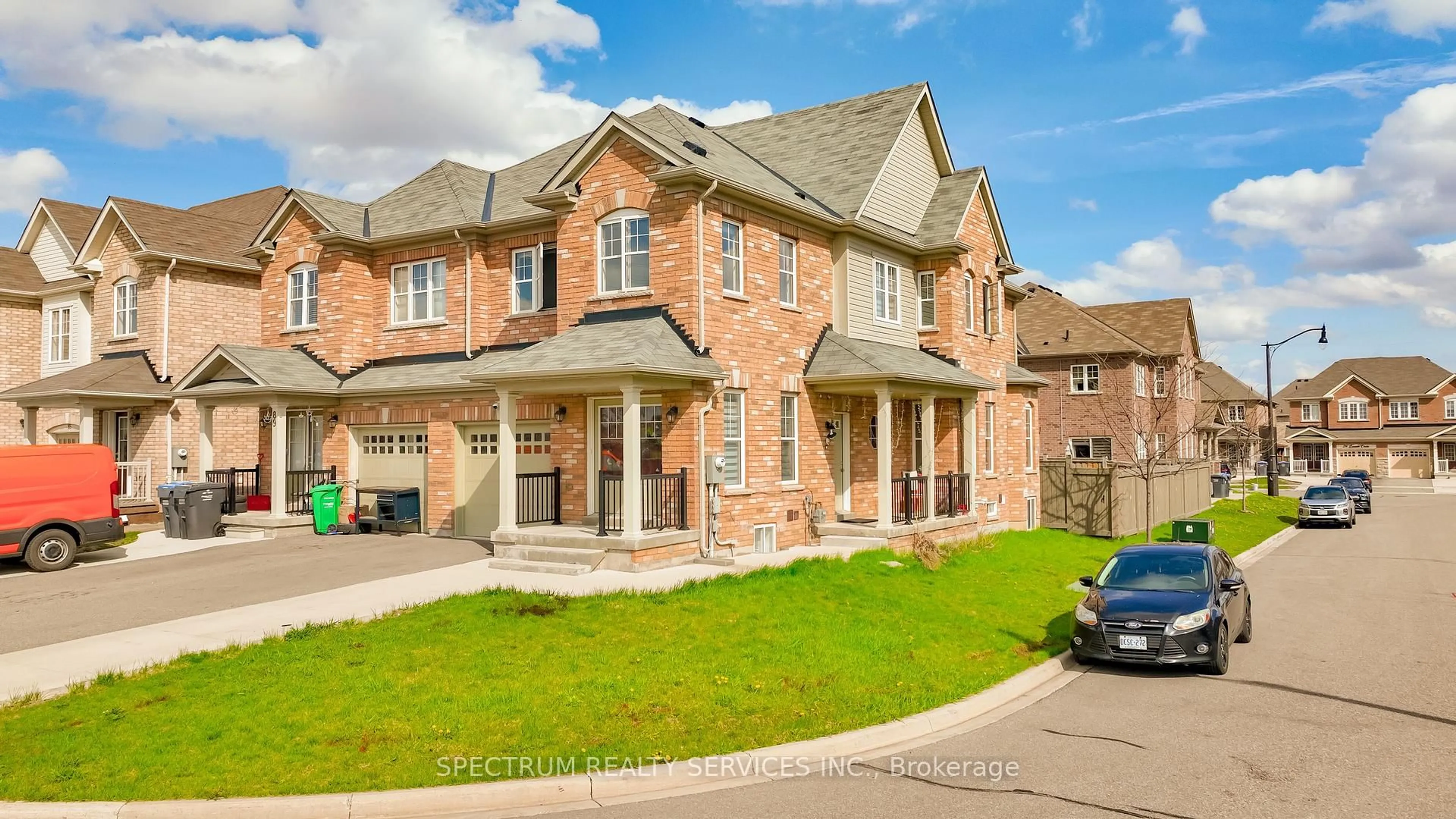 Home with brick exterior material, street for 91 Lanark Circ, Brampton Ontario L6X 5L4
