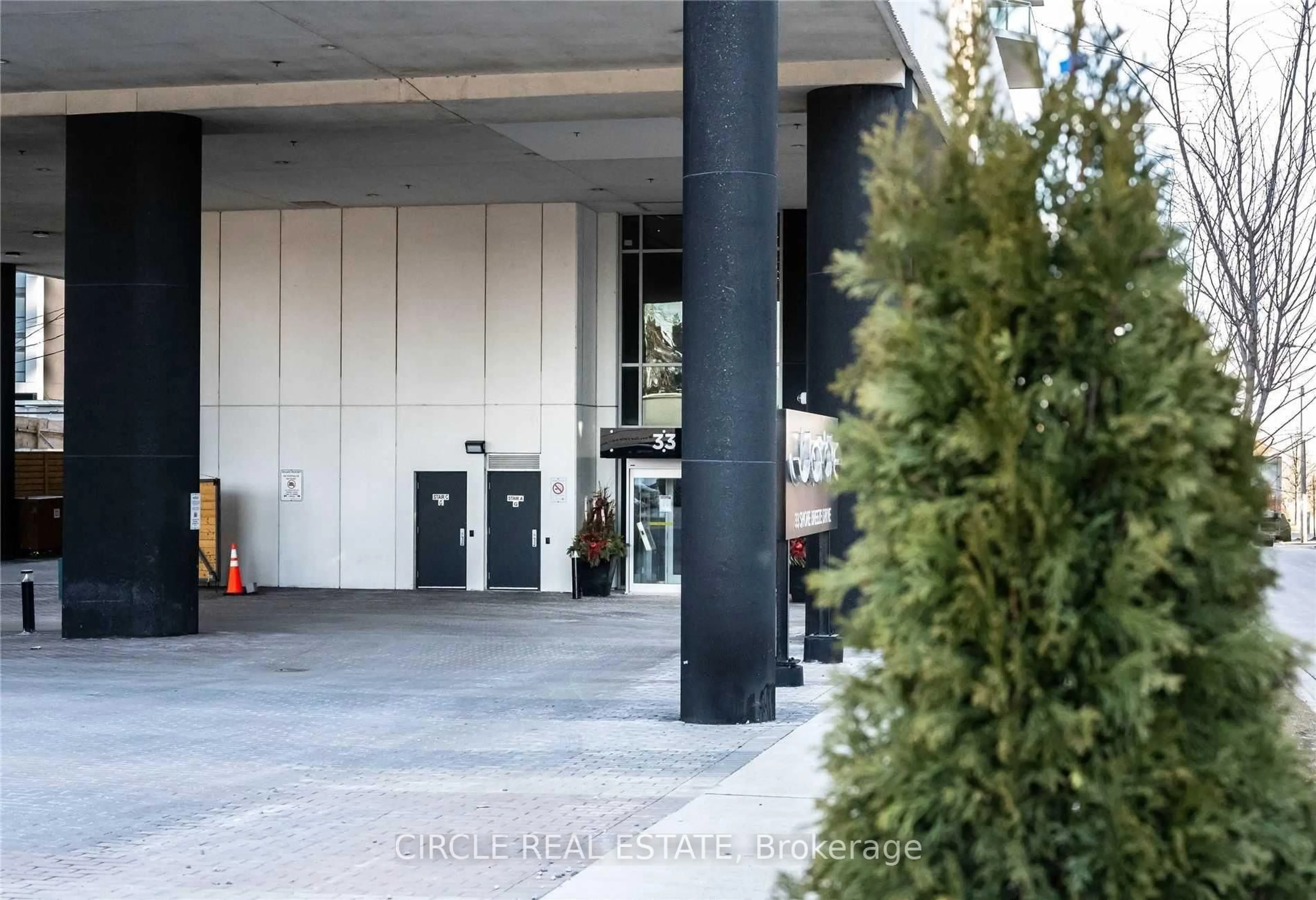Unknown for 33 Shore Breeze Dr #1806, Toronto Ontario M8V 1A1