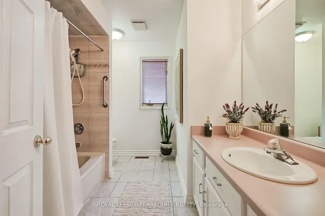 Additional property image - 11 Blaketon Rd