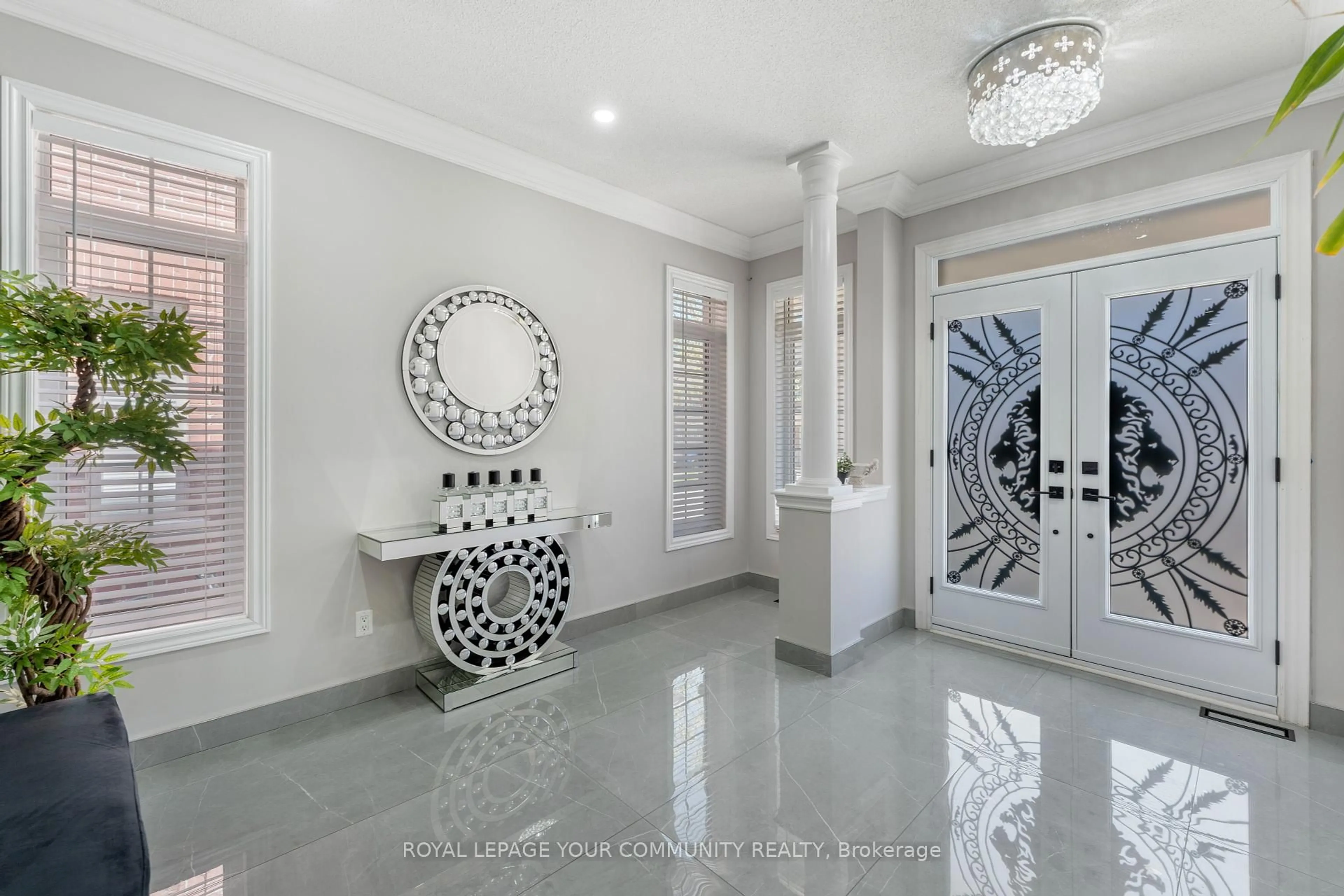Indoor foyer for 1451 Bews Landing, Milton Ontario L9T 8T8