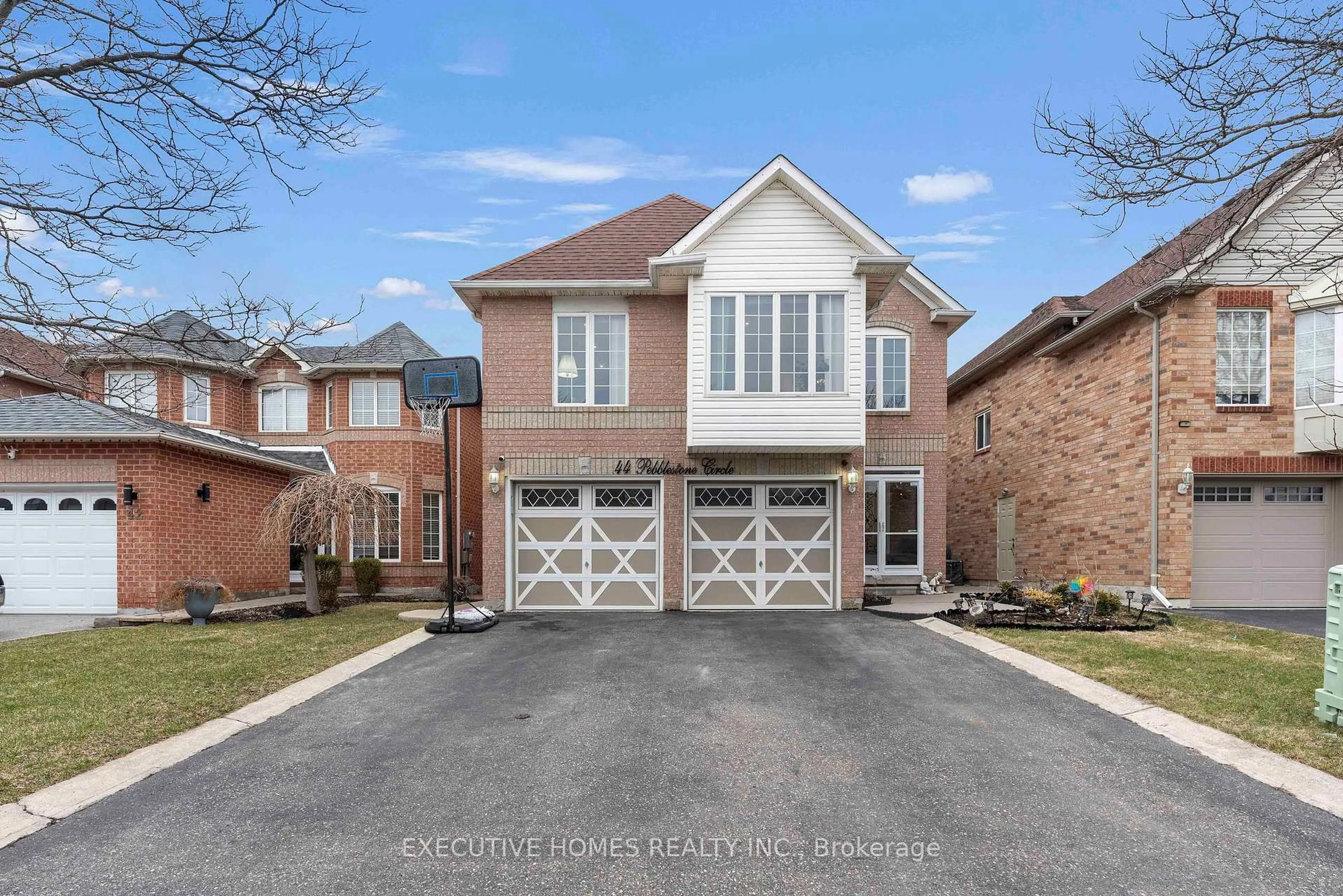 Home with brick exterior material, street for 44 Pebblestone Circ, Brampton Ontario L6X 4N2