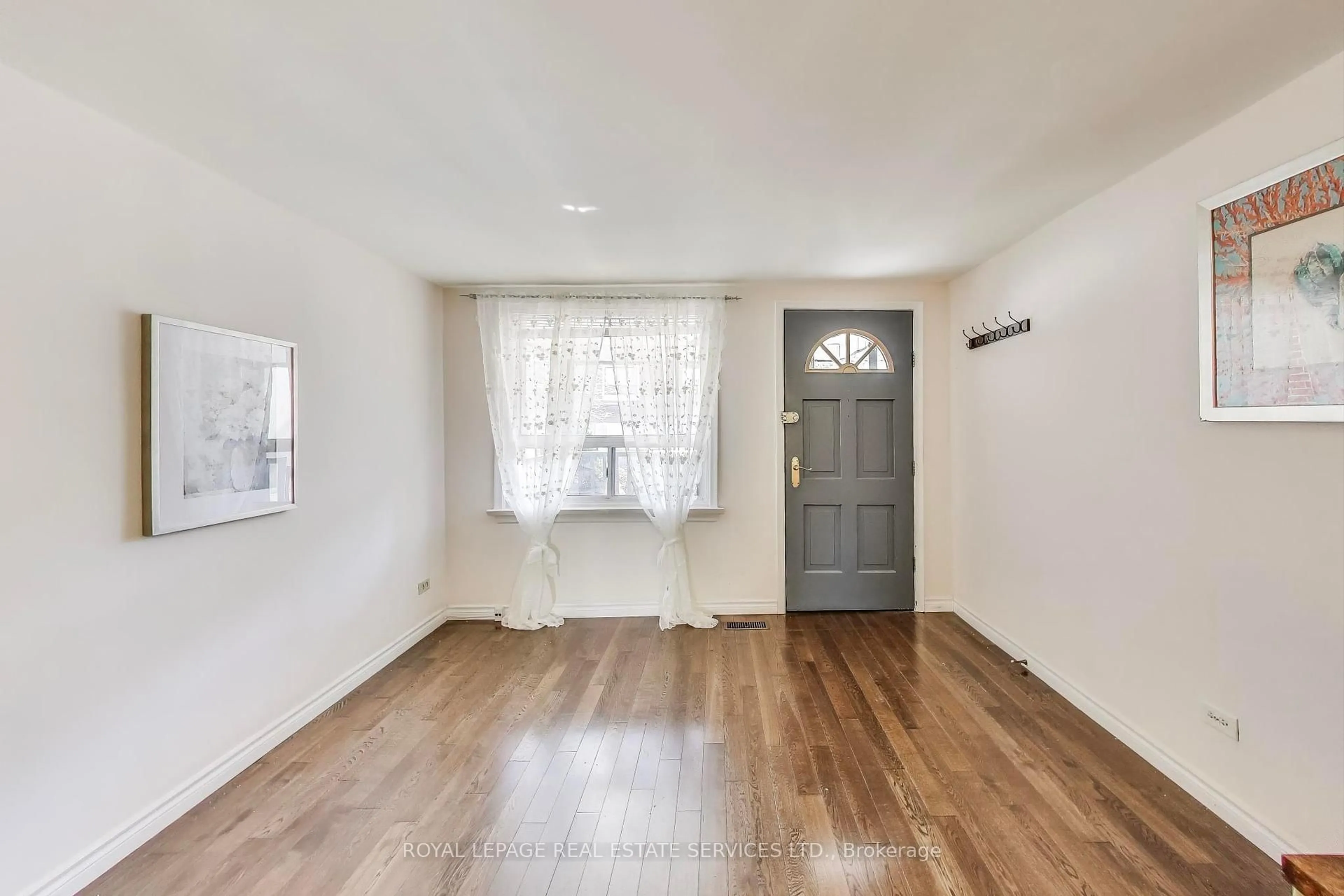 Unknown for 324 St. Johns Rd, Toronto Ontario M6S 2K4