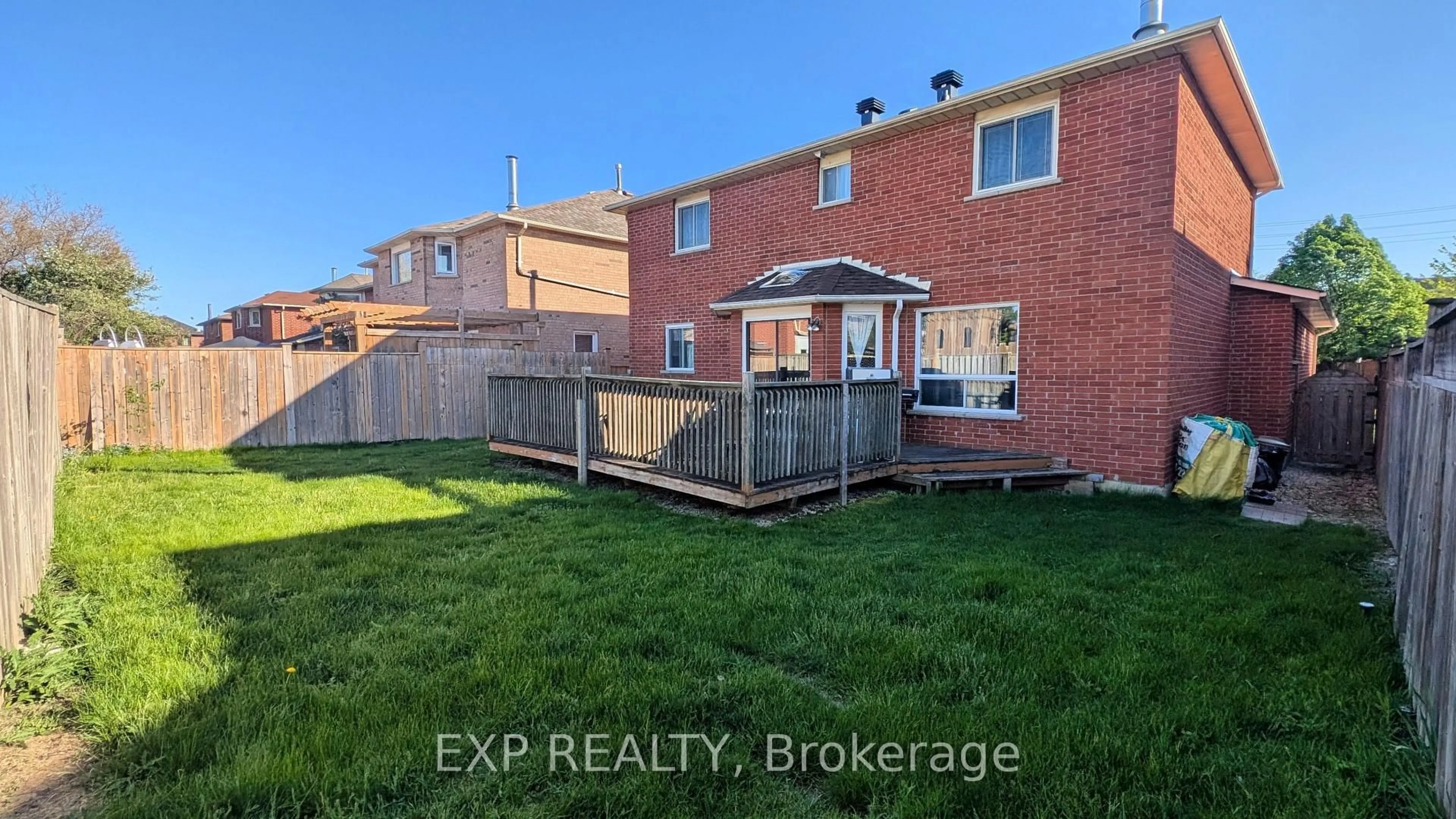 A pic from outside/outdoor area/front of a property/back of a property/a pic from drone, street for 9 Corkett Dr, Brampton Ontario L6X 3H7